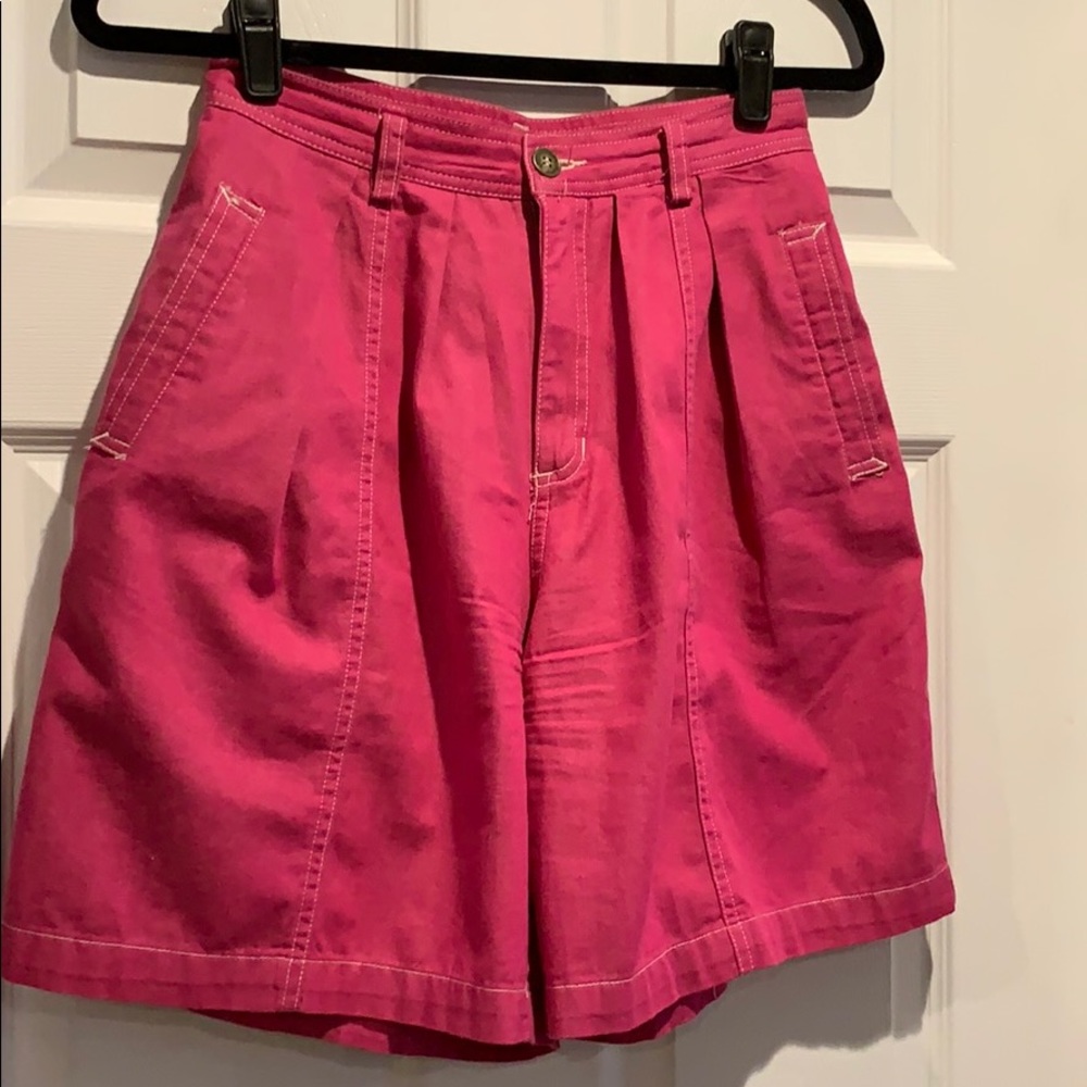 Liz Wear hot pink shorts